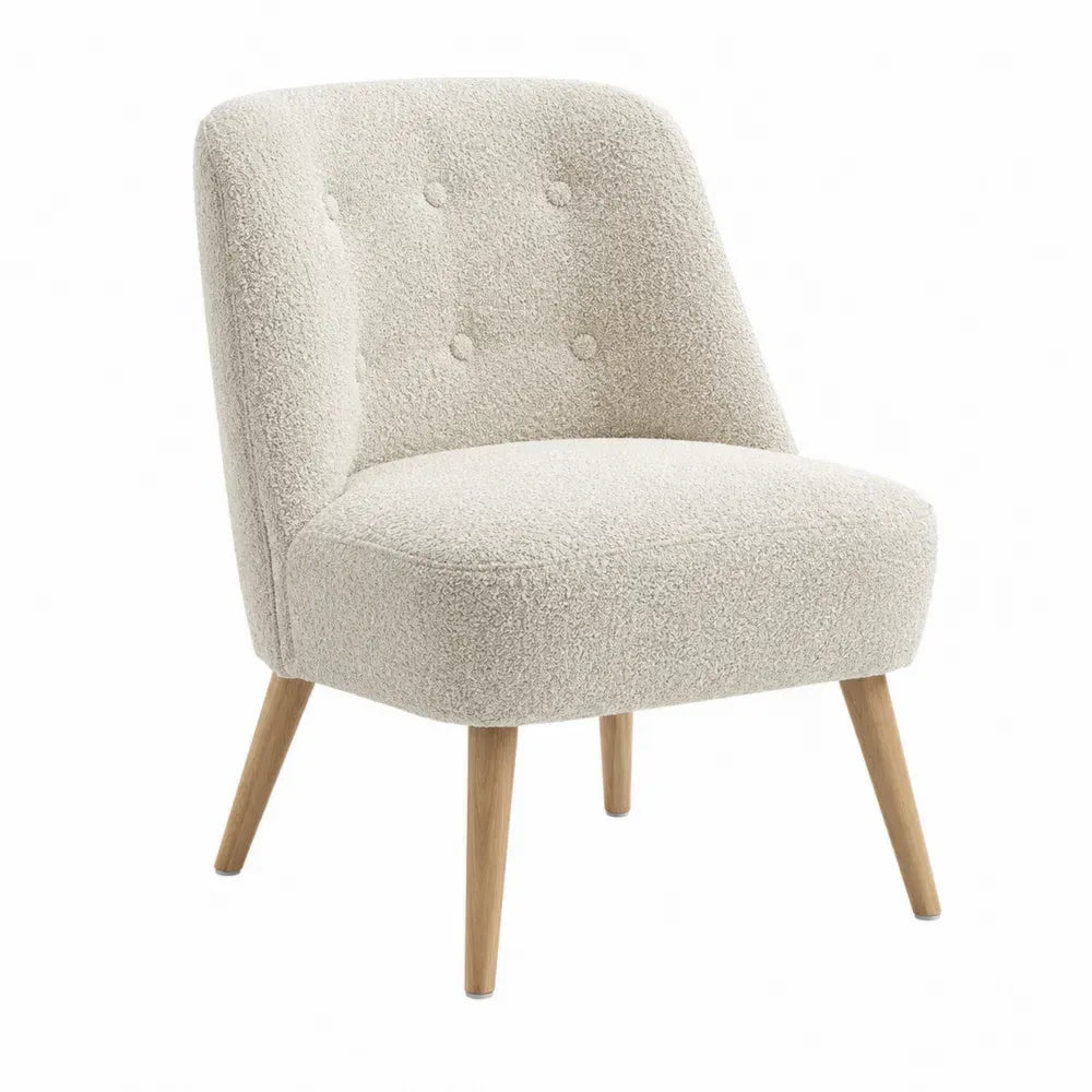 Silla individual tapizada en tela bouclé crema con respaldo abotonado y patas de madera de haya 60 x 70 x 82 cm